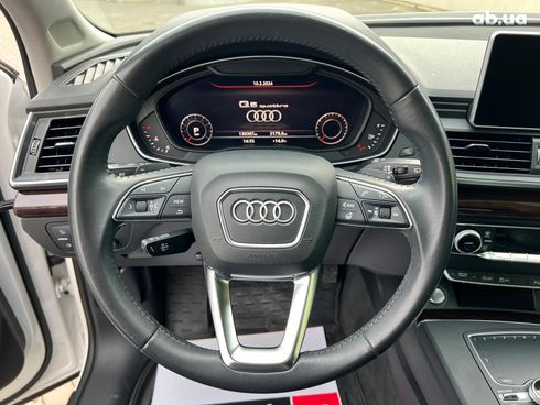 Audi Q5 2018 белый - фото 16