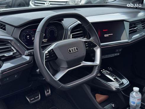 Audi Q4 e-tron 2023 белый - фото 19