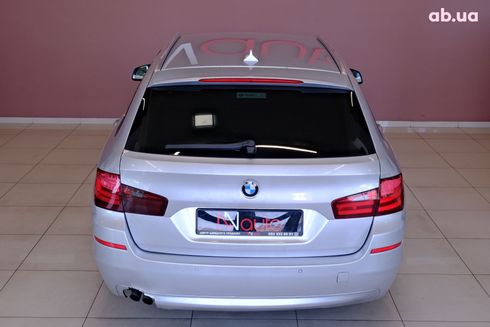 BMW 5 серия 2011 серый - фото 6