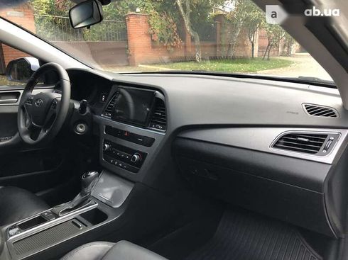 Hyundai Sonata 2016 - фото 18