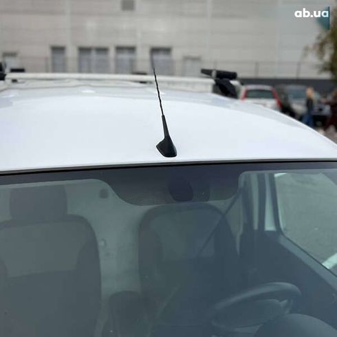 Renault Kangoo 2019 - фото 13