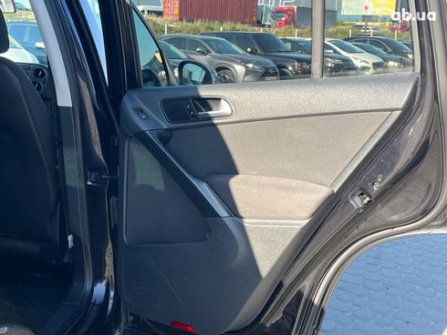 Volkswagen Tiguan 2015 черный - фото 11