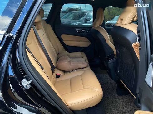 Volvo XC60 2019 - фото 26