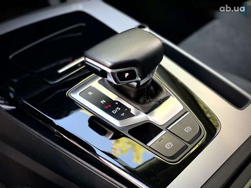 Audi Q5 2021 - фото 25