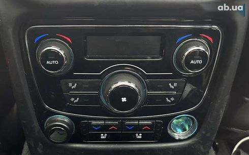 Jaguar XJ 2012 - фото 29