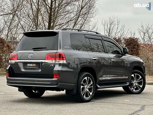 Toyota Land Cruiser 2020 - фото 14