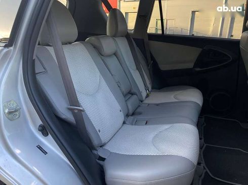 Toyota RAV4 2012 - фото 24