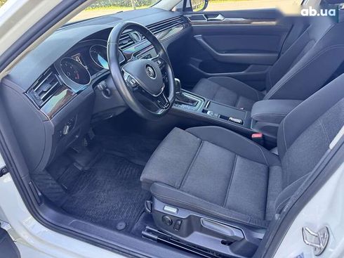 Volkswagen Passat 2015 - фото 11