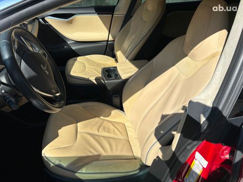 Tesla Model S 2014 красный - фото 13