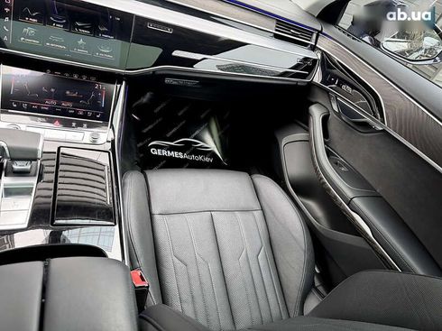 Audi A8 2022 - фото 19
