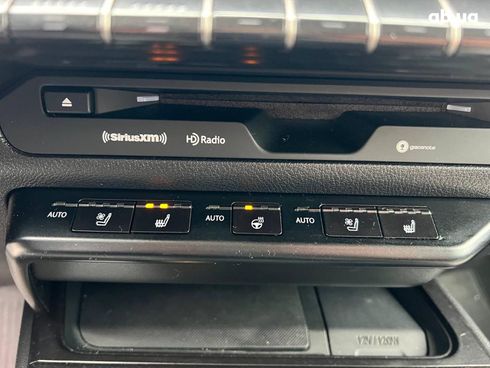 Lexus UX 2019 белый - фото 32