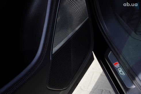Audi SQ7 2017 - фото 25
