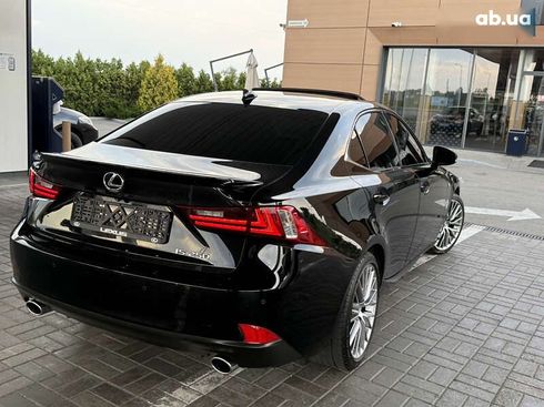 Lexus IS 2015 - фото 17