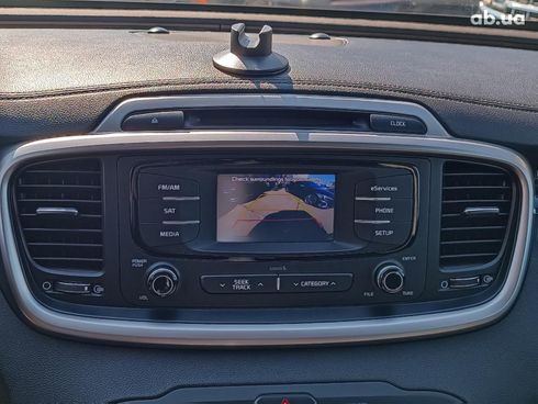 Kia Sorento 2015 серый - фото 32