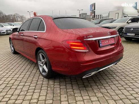 Mercedes-Benz E-Класс 2018 - фото 5