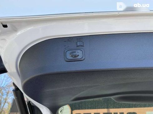Ford Kuga 2016 - фото 9