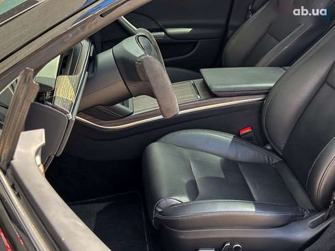 Tesla Model S 2023 - фото 13