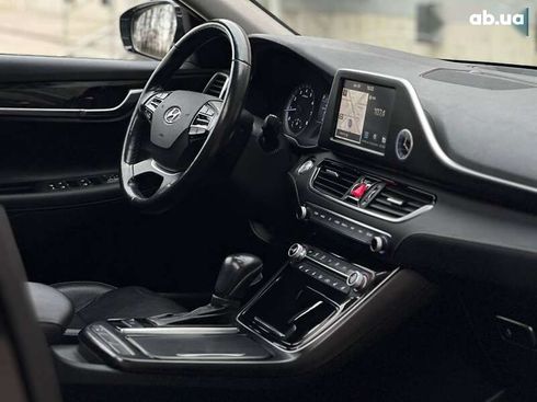 Hyundai Grandeur 2017 - фото 17