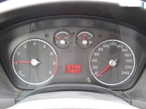 Ford Focus 2011 - фото 24