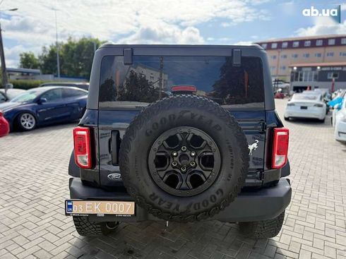 Ford Bronco 2021 - фото 6