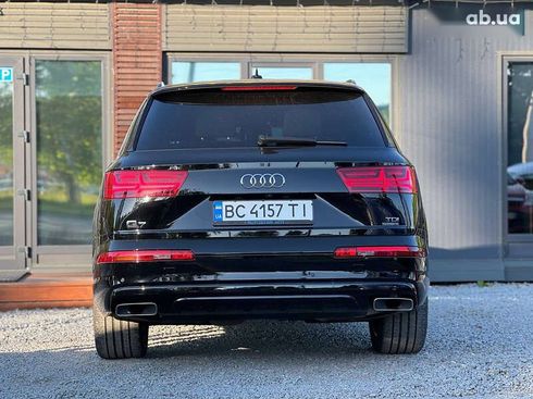 Audi Q7 2016 - фото 16