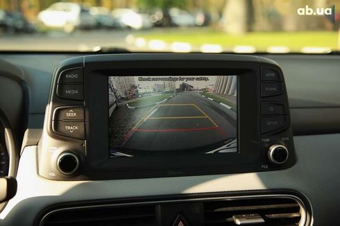 Hyundai Kona 2021 - фото 16