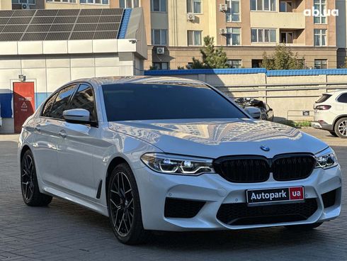 BMW 5 серия 2018 белый - фото 5