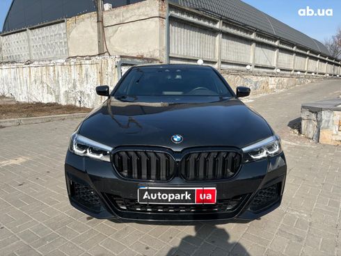 BMW 5 серия 2017 черный - фото 8