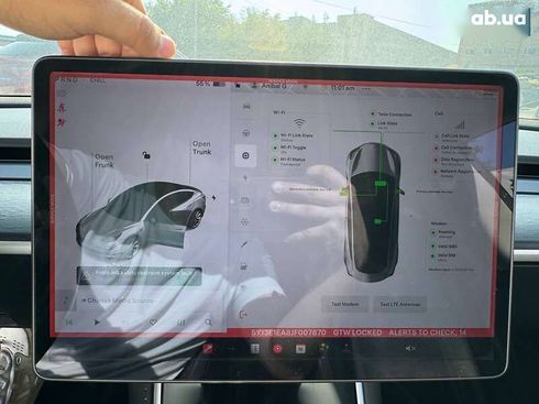 Tesla Model 3 2018 - фото 14