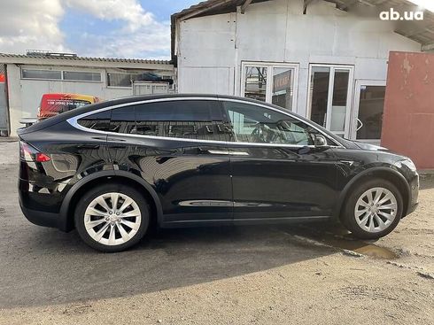 Tesla Model X 2018 - фото 6
