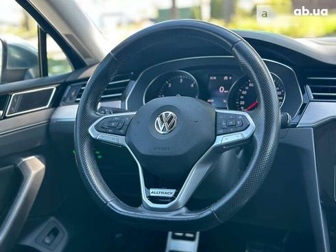 Volkswagen Passat 2020 - фото 30