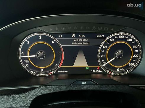 Volkswagen Passat 2018 - фото 13