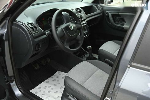 Skoda Fabia 2009 - фото 16
