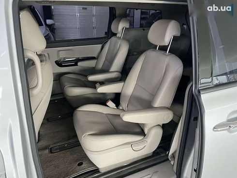 Kia Carnival 2019 - фото 19