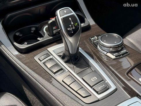BMW 5 серия 2016 белый - фото 16