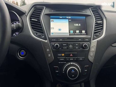 Hyundai Santa Fe 2015 - фото 17