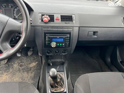 Skoda Fabia 2006 серый - фото 25