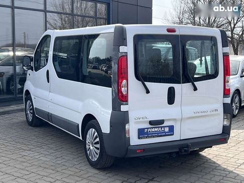 Opel Vivaro 2012 - фото 28
