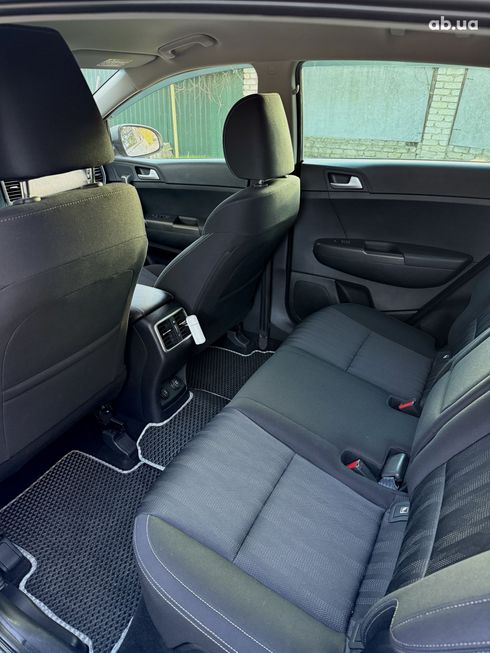 Kia Sportage 2020 серый - фото 12