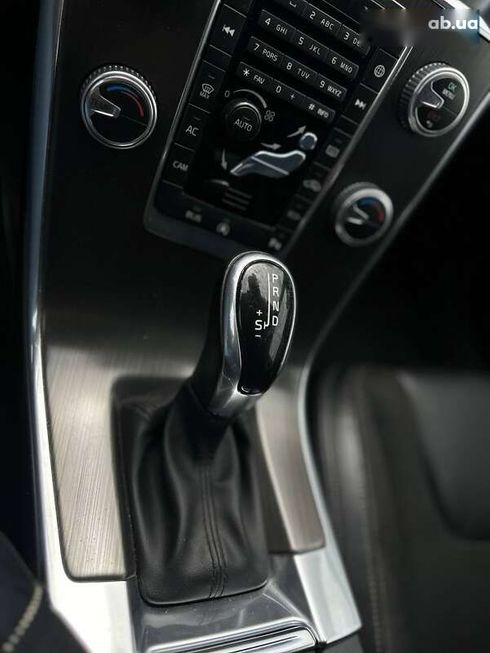 Volvo XC60 2015 - фото 17