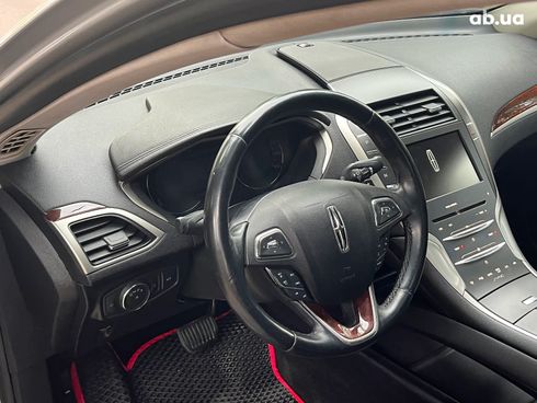 Lincoln MKZ 2015 серый - фото 36