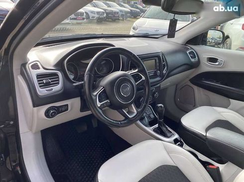 Jeep Compass 2017 - фото 11