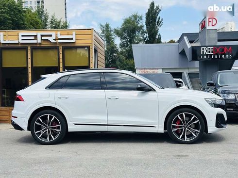 Audi SQ8 2024 - фото 9
