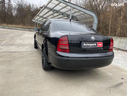 Skoda Superb 2002 черный - фото 8