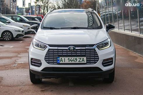 BYD Yuan EV 2018 - фото 2