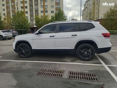 Volkswagen Atlas 2018 белый - фото 15