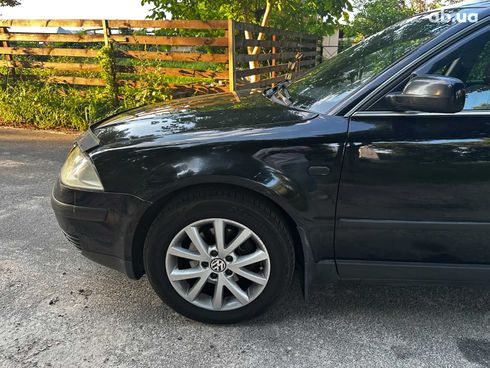 Volkswagen Passat 2003 черный - фото 9