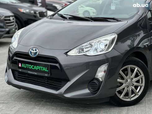 Toyota Aqua 2015 - фото 2