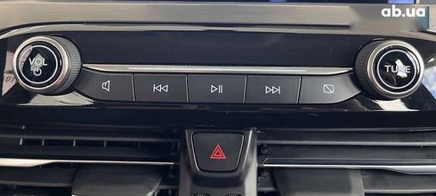 Ford Kuga 2021 - фото 23