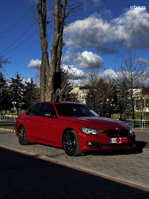 BMW 3 серия 2013 красный - фото 1